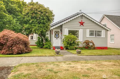 106 W Emerson Ave, Hoquiam, WA 98550