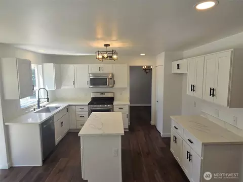 7106 201st St E, Spanaway, WA 98387 photo 7
