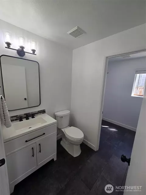 7106 201st St E, Spanaway, WA 98387 photo 9