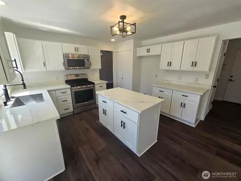 7106 201st St E, Spanaway, WA 98387 photo 8