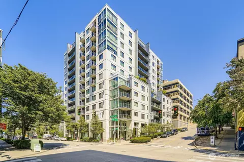 76 Cedar St #806, Seattle, WA 98121