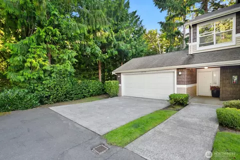 412 228th St SW #F101, Bothell, WA 98021