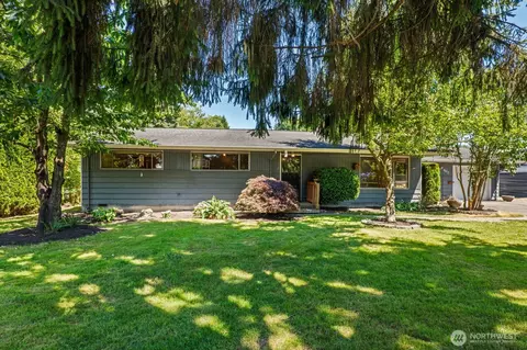 4613 Sunnyside Blvd, Marysville, WA 98270