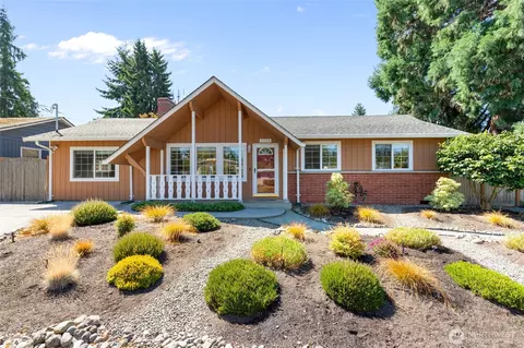 7110 192nd Pl SW, Lynnwood, WA 98036