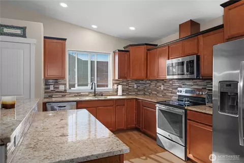 9321 179th Ln SW, Rochester, WA 98579