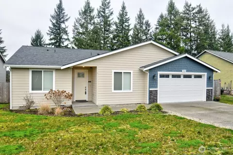 701 Myers St SE, Rainier, WA 98576