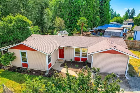 10985 SE 225th St, Kent, WA 98031