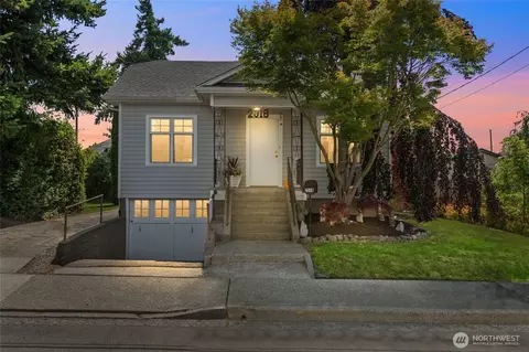 2318 F St, Bellingham, WA 98225