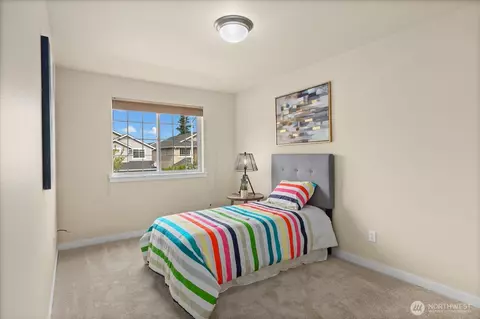 Bedroom - 18515 42nd Ave SE, Bothell, WA 98012 photo 5 of 8