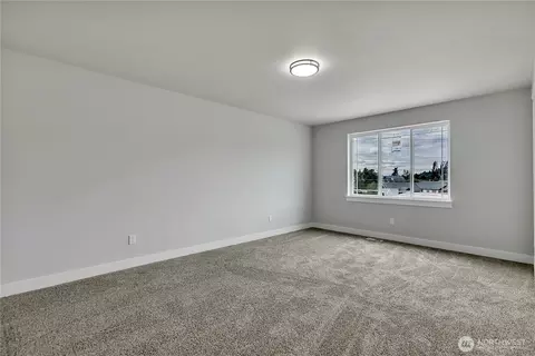 Bedroom - 608 B Deeded Ln SW, Orting, WA 98360 photo 6 of 6
