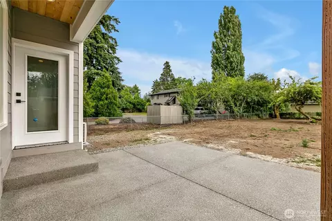 Exterior - 608 B Deeded Ln SW, Orting, WA 98360 photo 5 of 5