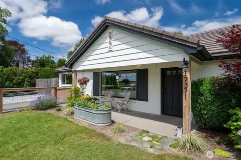 17371 Dunbar Rd, Mount Vernon, WA 98273