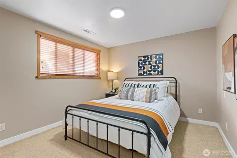 Bedroom - 407 Leber St NE, Orting, WA 98360 photo 7 of 8
