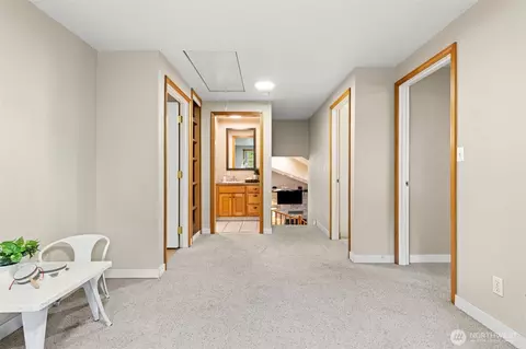 Entry Way - 407 Leber St NE, Orting, WA 98360 photo 5 of 5