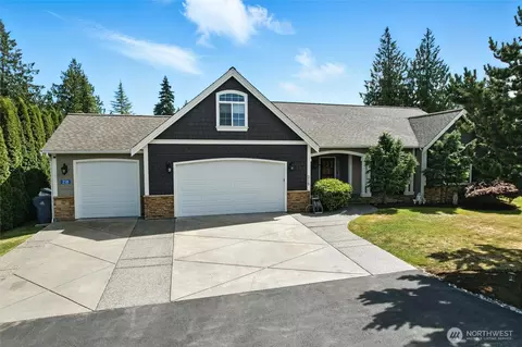 218 Lilly Ln, Mount Vernon, WA 98274