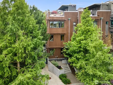 Exterior - 3659 Whitman Ave N, Seattle, WA 98103 photo 3 of 3