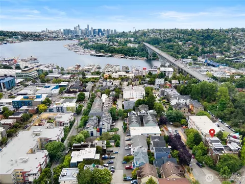 View/Area - 3659 Whitman Ave N, Seattle, WA 98103 photo 5 of 5