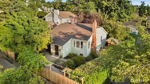 4411 SW Holly St, Seattle, WA 98136