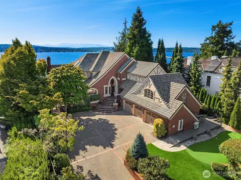 2307 Evergreen Point Rd, Medina, WA 98039
