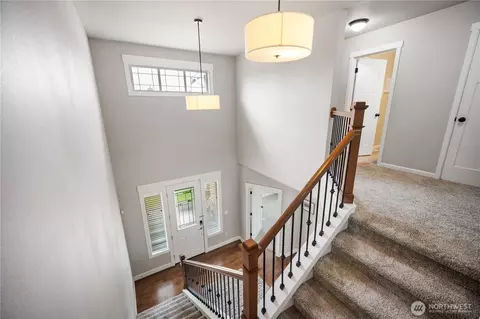 Entry Way - 14919 Benton Loop, Sumner, WA 98390 photo 4 of 5