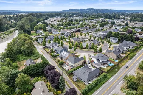 View/Area - 14919 Benton Loop, Sumner, WA 98390 photo 5 of 5