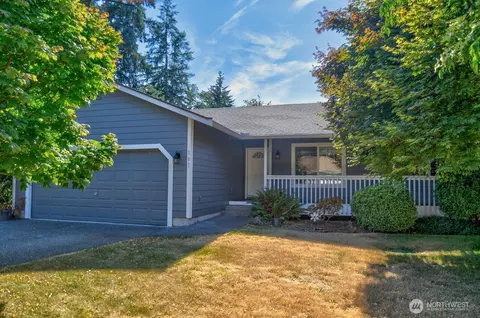 707 Kinwood Ct SE, Lacey, WA 98503