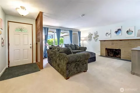 5110 Hilltop Rd, Everett, WA 98203 photo 2