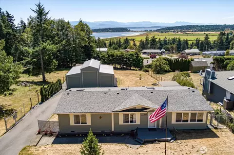 515 Olympic View Dr, Coupeville, WA 98239