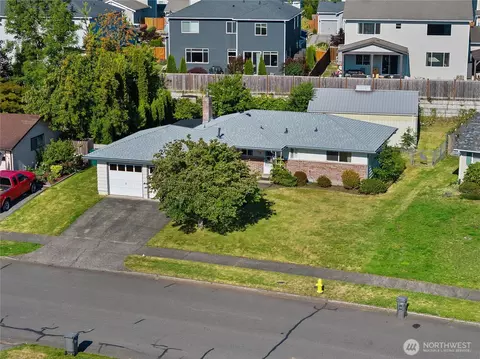 710 Charwila Ln, Enumclaw, WA 98022