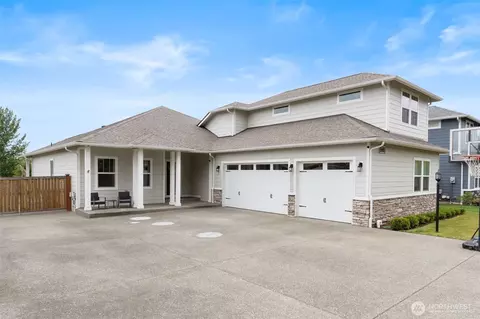 8439 Viewcrest Ln SE, Olympia, WA 98501