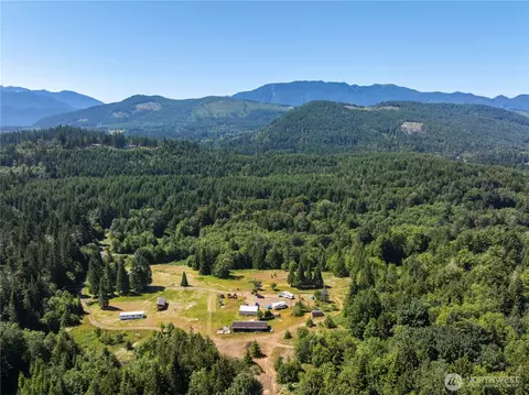 1048 Peters Rd, Port Angeles, WA 98363