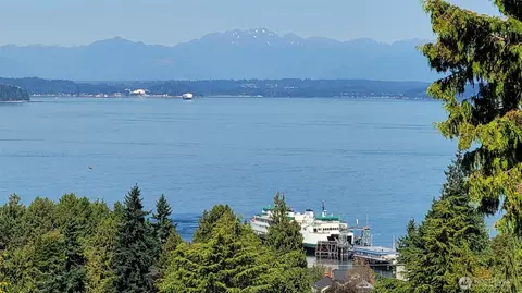 9315 California Ave SW, Seattle, WA 98136