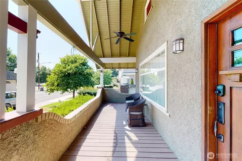Exterior - 627 E Alder St, Walla Walla, WA 99362 photo 2 of 7