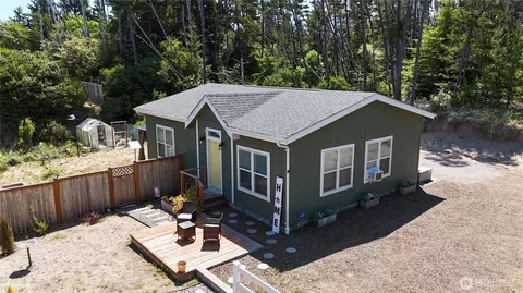 29210 K Ln, Ocean Park, WA 98640