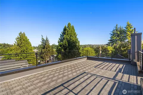 2618 E A E Roy St, Seattle, WA 98112 photo 24