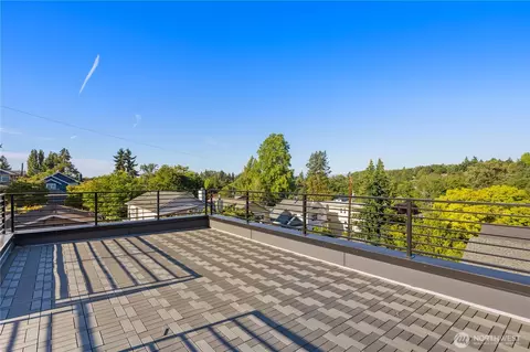 2618 E A E Roy St, Seattle, WA 98112 photo 25