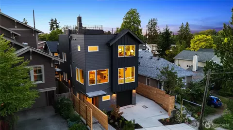 2618 E A E Roy St, Seattle, WA 98112 photo 27