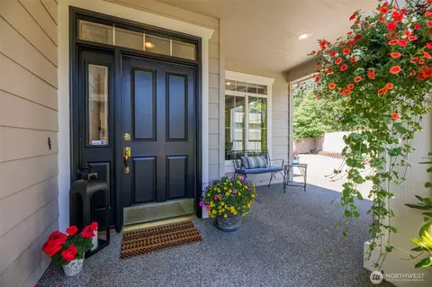 Entry Way - 18606 34th Ave SE, Bothell, WA 98012 photo 1 of 2
