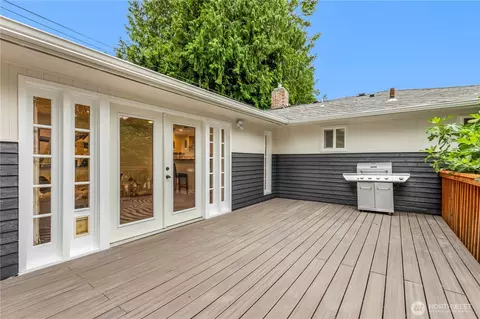 4530 240th St SW, Mountlake Terrace, WA 98043