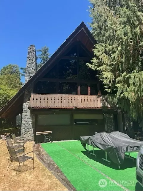 3635 74th Ave SE, Mercer Island, WA 98040