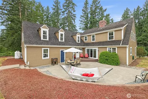 Exterior - 24537 SE 384th St, Enumclaw, WA 98022 photo 3 of 6