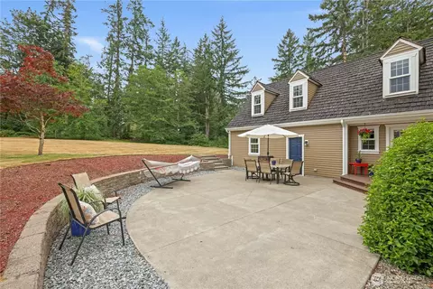 Exterior - 24537 SE 384th St, Enumclaw, WA 98022 photo 4 of 6