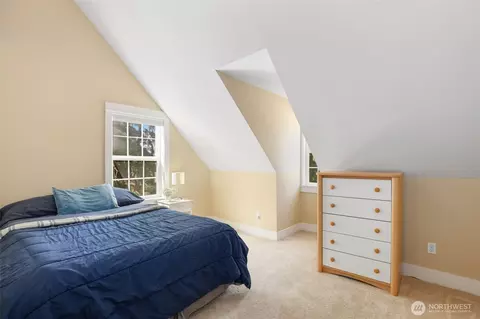 Bedroom - 24537 SE 384th St, Enumclaw, WA 98022 photo 3 of 5