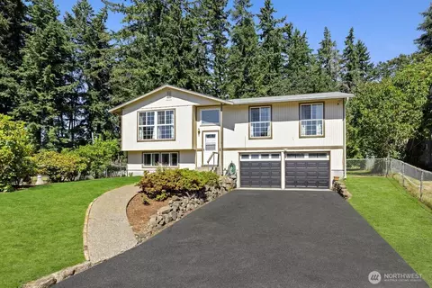 15410 24th Ave E, Tacoma, WA 98445