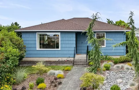 926 W Tenth St, Port Angeles, WA 98363