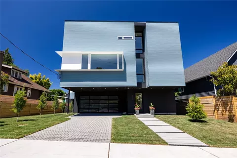 316 NE 59th St, Seattle, WA 98105