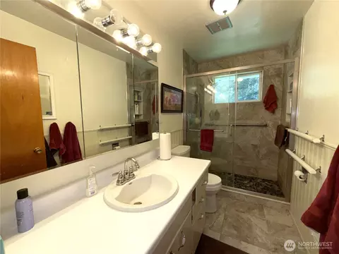 Bath - 30545 E Highway 20, Republic, WA 99166 photo 1 of 2