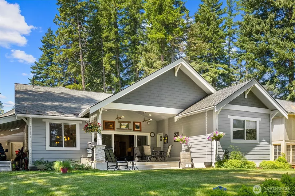 Exterior - 191 Hermitage Dr, Cle Elum, WA 98922 photo 2 of 10