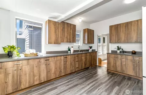 Kitchen - 1823 Rainier Ave, Everett, WA 98201 photo 1 of 3