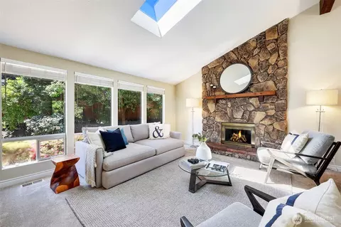Living - 207 215th St SE, Bothell, WA 98021 photo 3 of 5